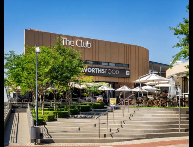 1,142M² OFFICE TO LET IN HAZELWOOD